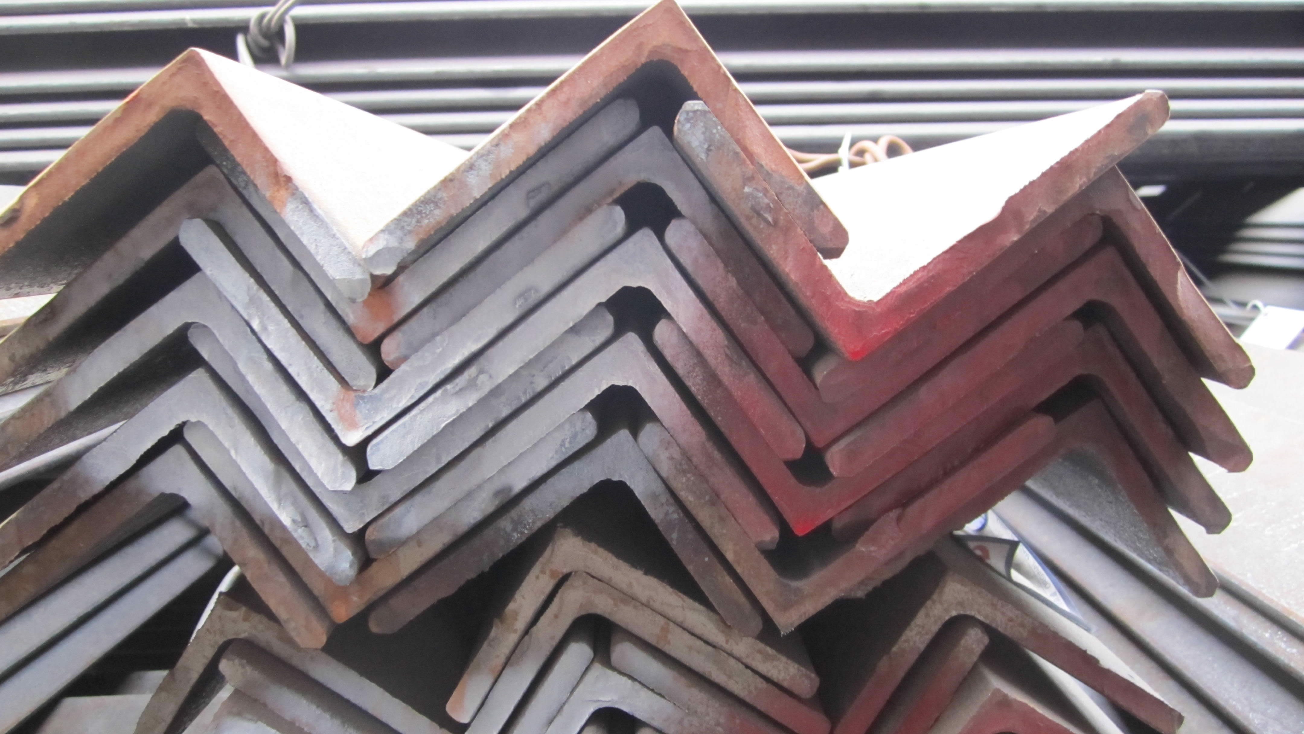 3/8 x 2 1/2 x 72 Grade A36 Hot Rolled Steel Flat Bar 3/8 x 2 1/2 x 72 Grade A36 Hot Rolled Steel Flat Bar